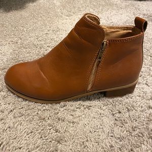 Women’s booties